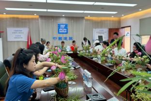 基恩怒批拉师傅：老是摊手耸肩很不好，他只要愿意跑就能发挥作用